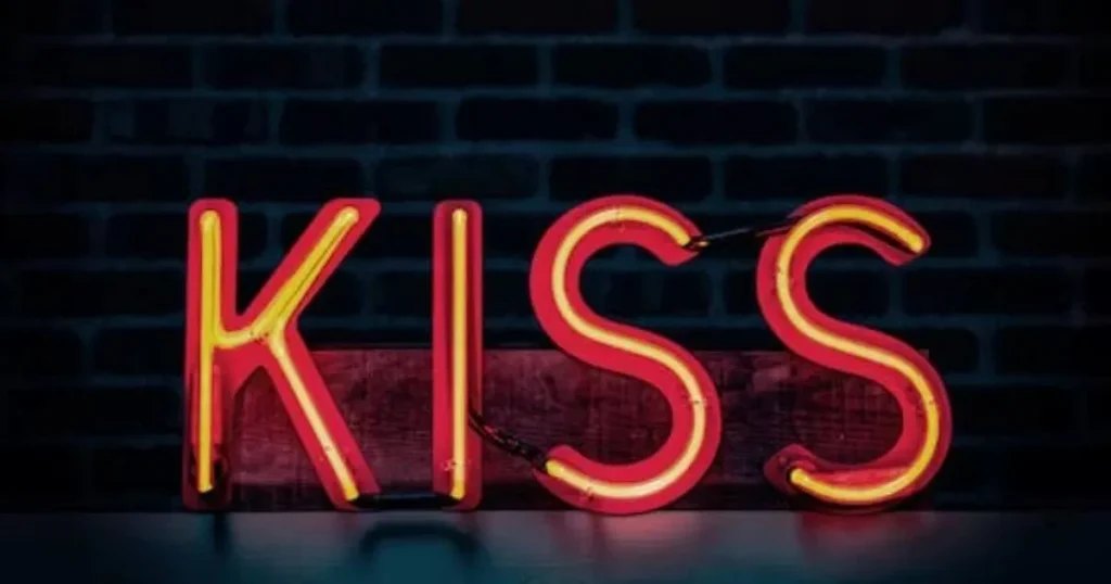 kiss therapy